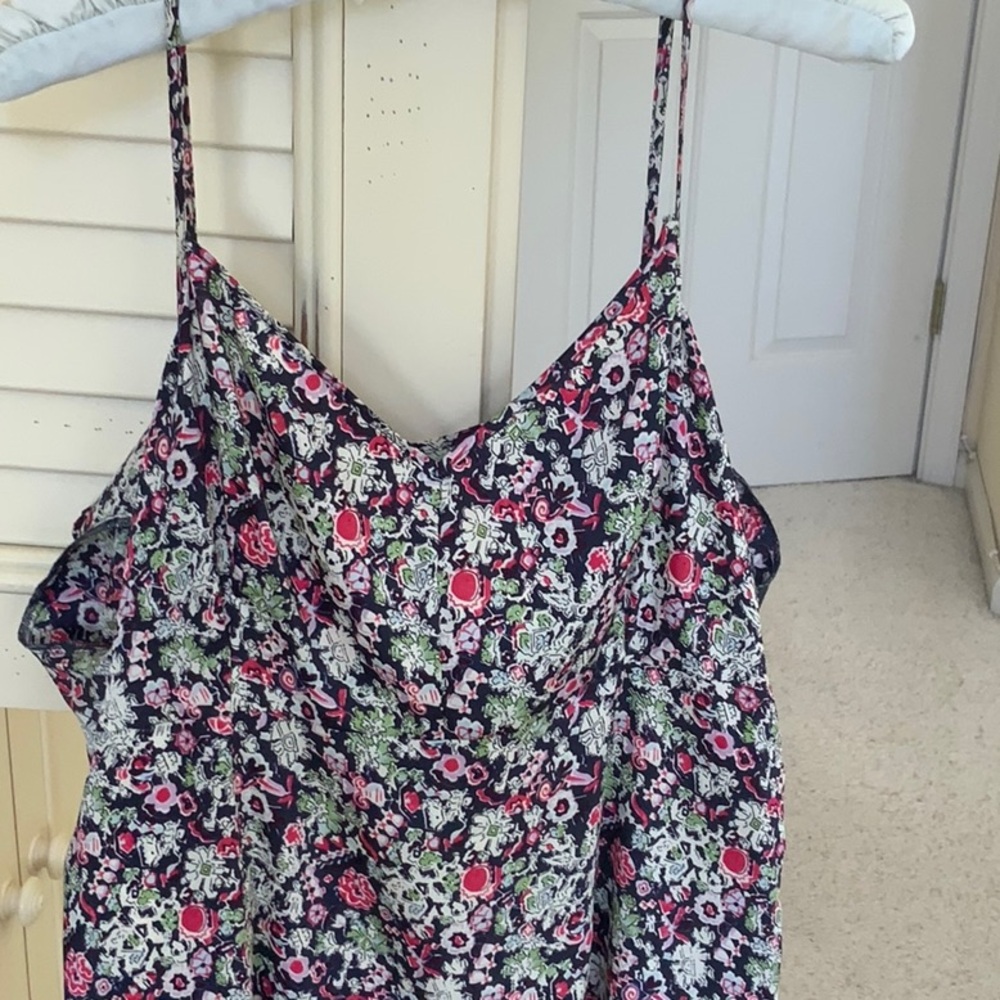 Cinq a Sept (5a7) designer dress flower print in size 10. Only worn once.. - Picture 6 of 8